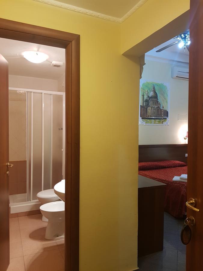 B&B Rudy Center Rom Exteriör bild
